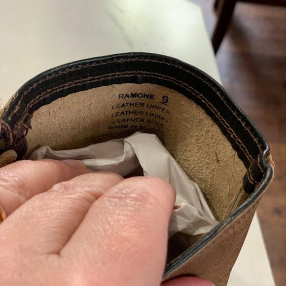 Freebird By Steven Ramone Tan Size 9 EUC - Picture 4 of 5